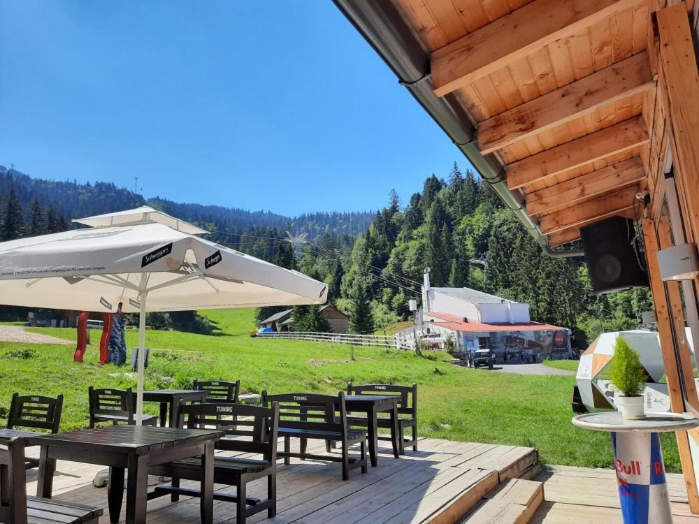 Club Rossignol Hotel Brassópojána Kültér fotó
