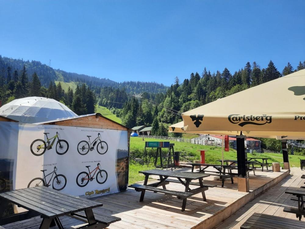 Club Rossignol Hotel Brassópojána Kültér fotó
