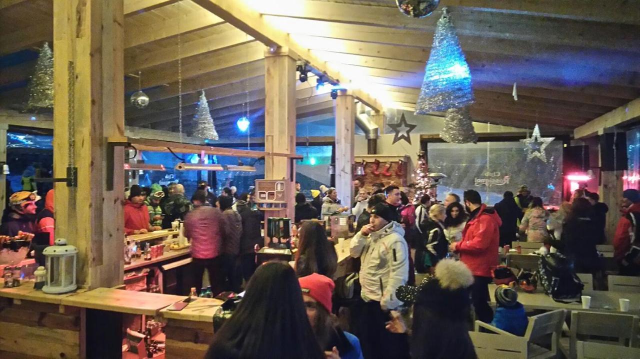 Club Rossignol Hotel Brassópojána Kültér fotó